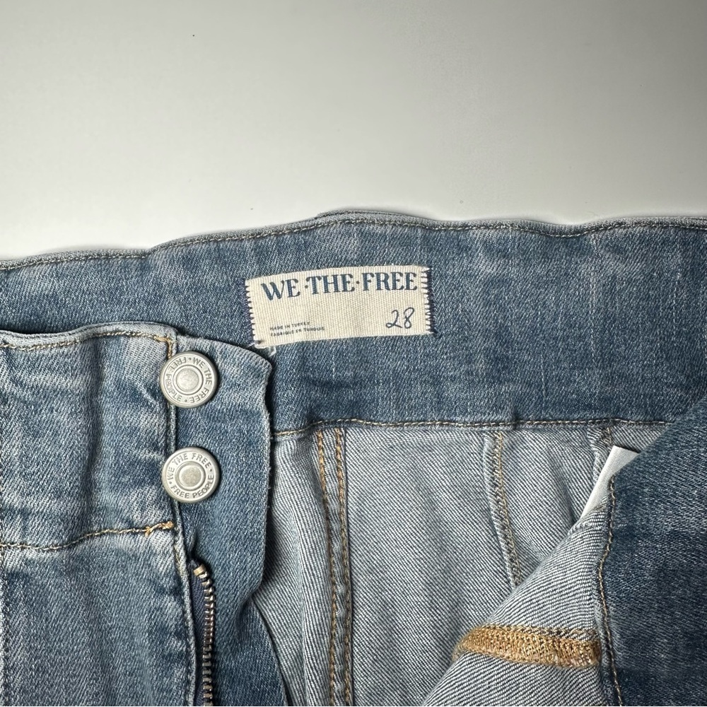 We The Free Jayde Super High-Rise Flare Jeans | Size 28 - Picture 9 of 10